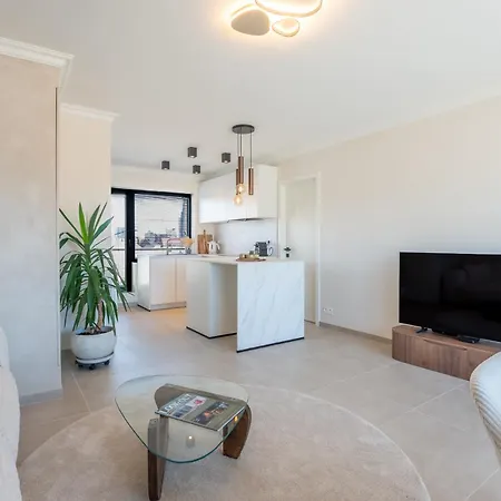 Cosy Couples' Retreat With 2 Terraces *