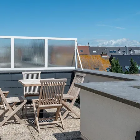 Apartment Cosy Couples' Retreat With 2 Terraces Ostend